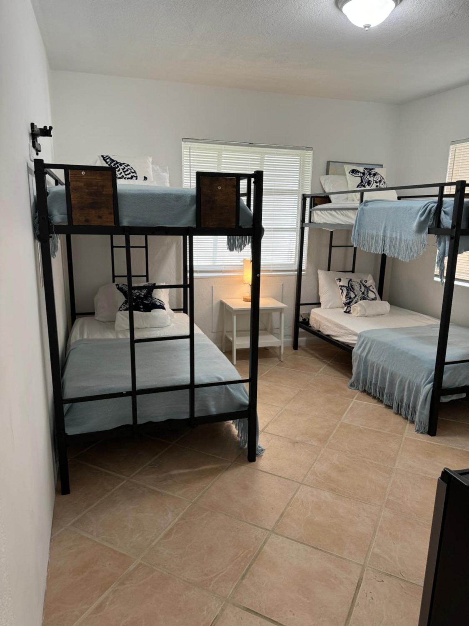 Hostel Beds & Sheets Fll Airport Dania Beach Esterno foto