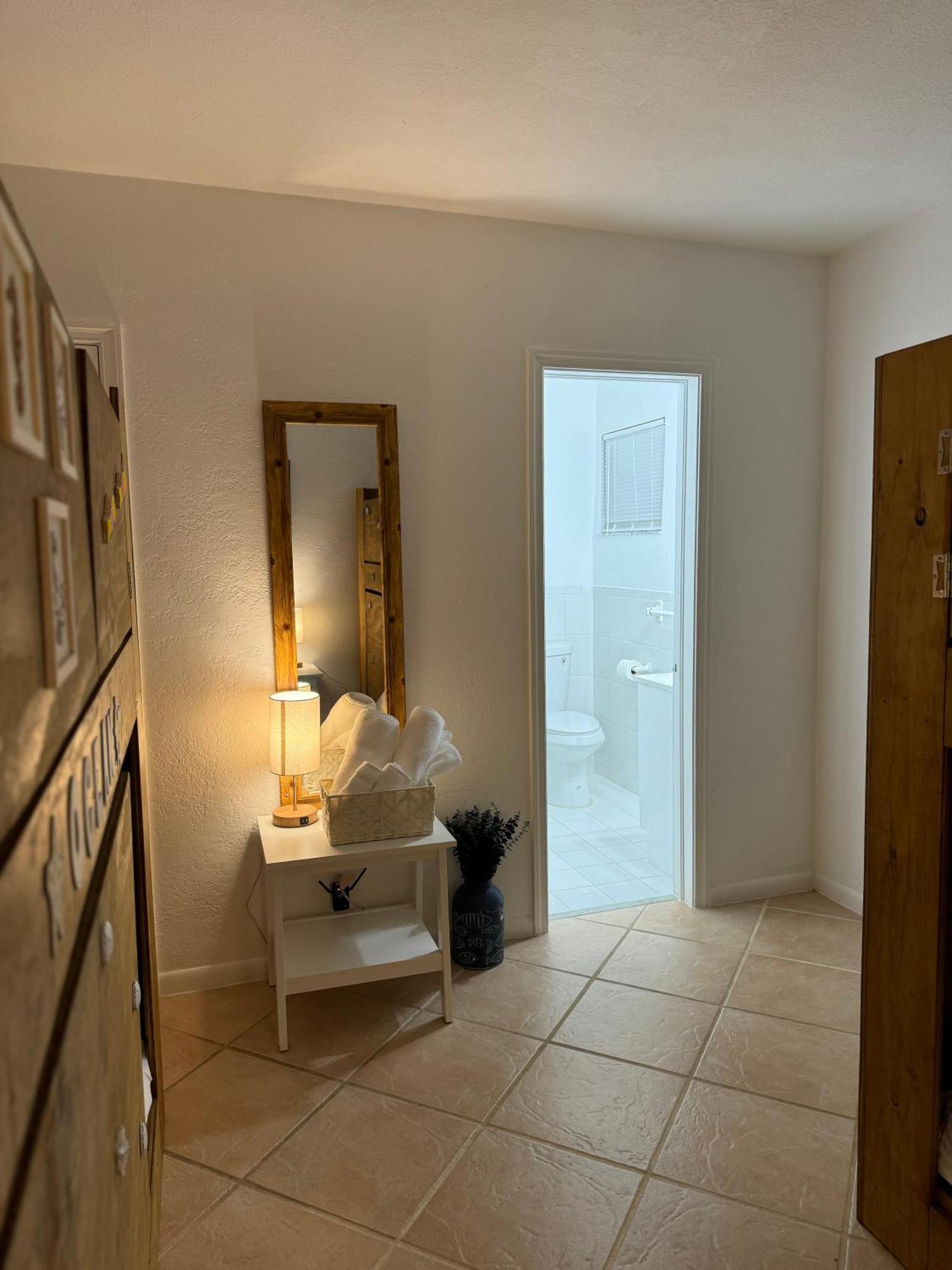 Hostel Beds & Sheets Fll Airport Dania Beach Esterno foto